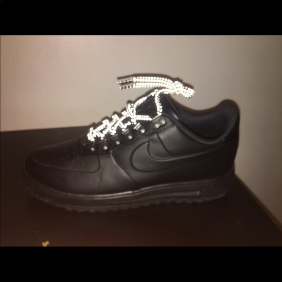 nike reflective boots